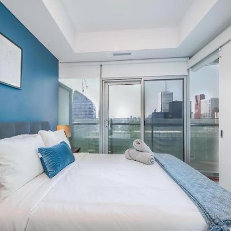 Downtown Suites Торонто Екстериор снимка